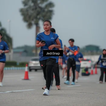 Runner Photo 7554216