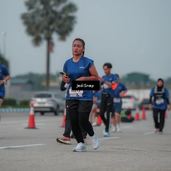Runner Photo 7554217