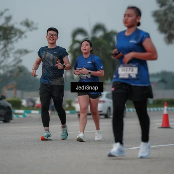Runner Photo 7554220