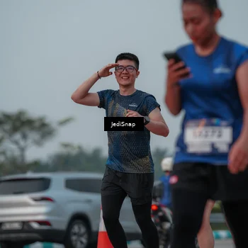 Runner Photo 7554223
