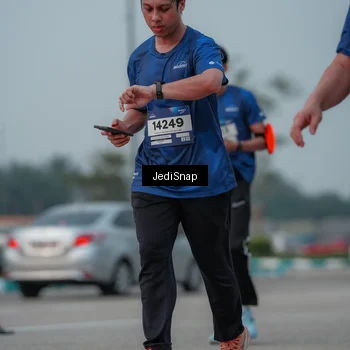 Runner Photo 7554257