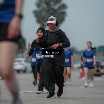 Runner Photo 7554260