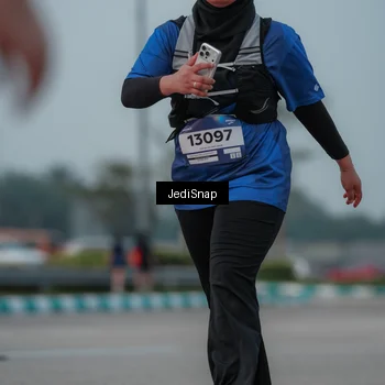 Runner Photo 7554263