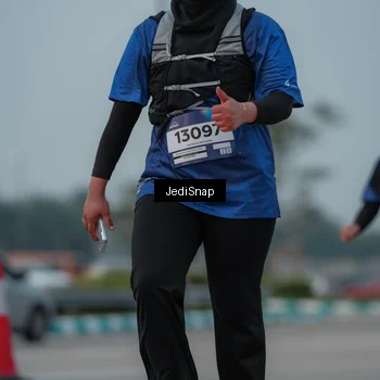Runner Photo 7554265