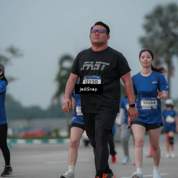 Runner Photo 7554275