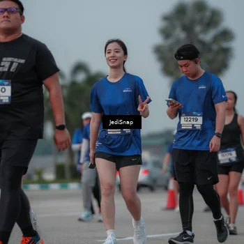 Runner Photo 7554281
