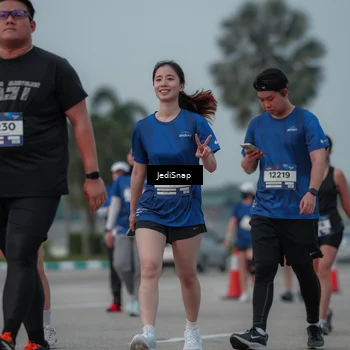 Runner Photo 7554282