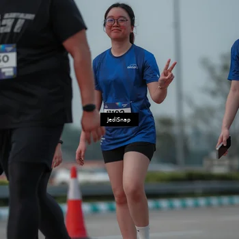 Runner Photo 7554291