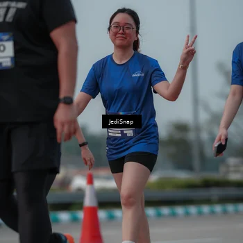 Runner Photo 7554294