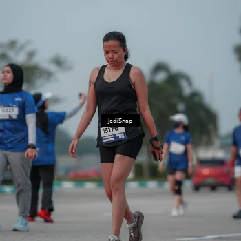 Runner Photo 7554299