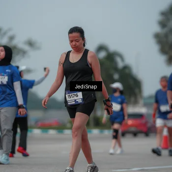 Runner Photo 7554301