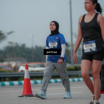 Runner Photo 7554308
