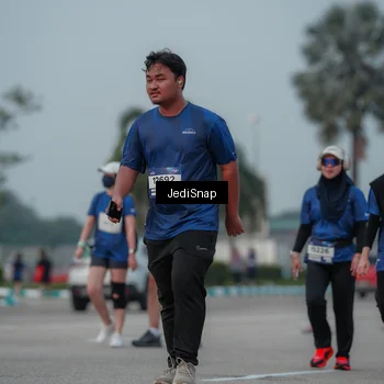 Runner Photo 7554312