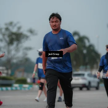 Runner Photo 7554316