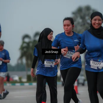 Runner Photo 7554318