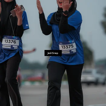 Runner Photo 7554332