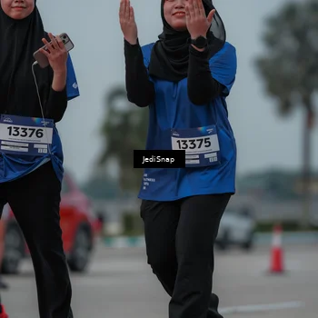 Runner Photo 7554336