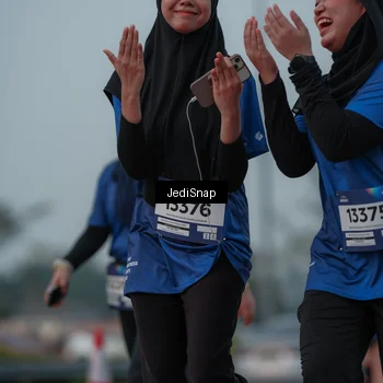 Runner Photo 7554338