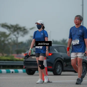 Runner Photo 7554349