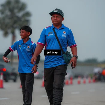 Runner Photo 7554364