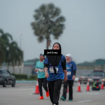 Runner Photo 7554375