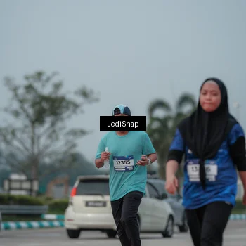 Runner Photo 7554390