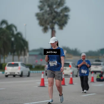 Runner Photo 7554400