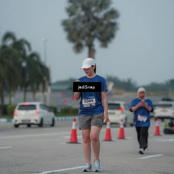 Runner Photo 7554401