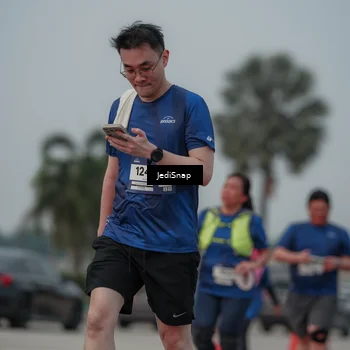 Runner Photo 7554416