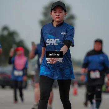 Runner Photo 7554428