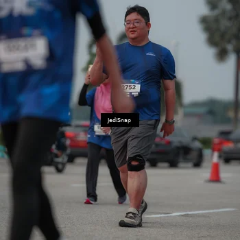 Runner Photo 7554434