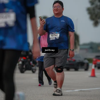 Runner Photo 7554435
