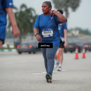Runner Photo 7554457