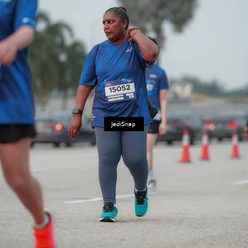Runner Photo 7554458
