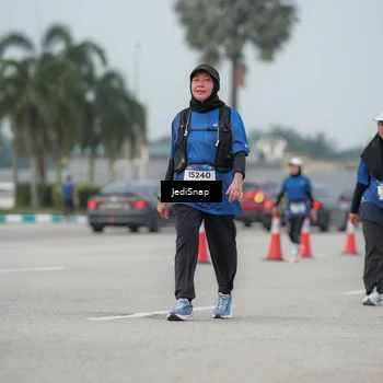 Runner Photo 7554468