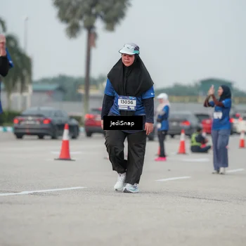Runner Photo 7554475
