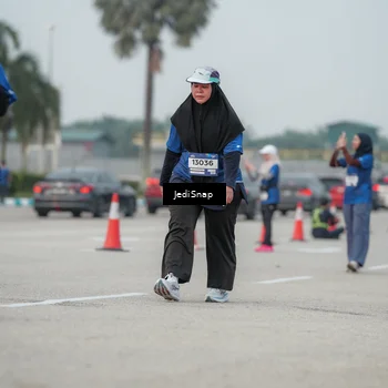 Runner Photo 7554480