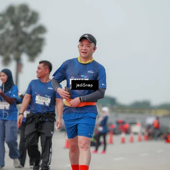Runner Photo 7554487