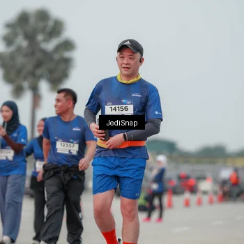 Runner Photo 7554488