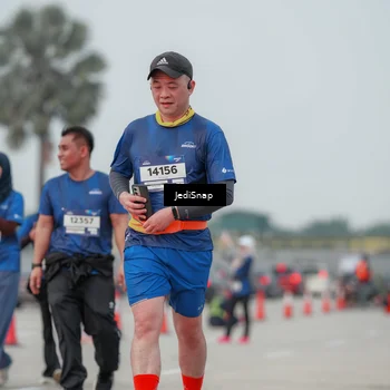 Runner Photo 7554491