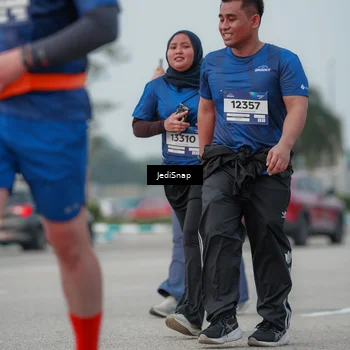 Runner Photo 7554500