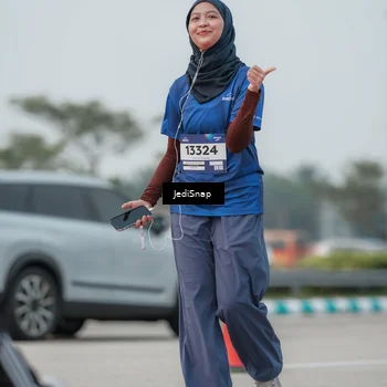 Runner Photo 7554504