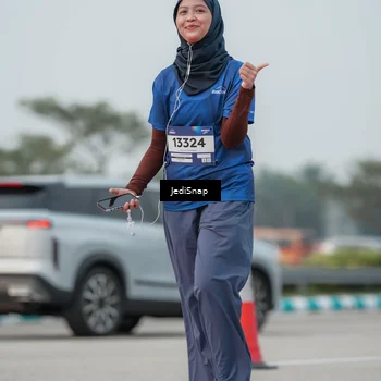 Runner Photo 7554505
