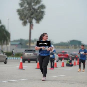 Runner Photo 7554530