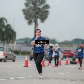Runner Photo 7554536