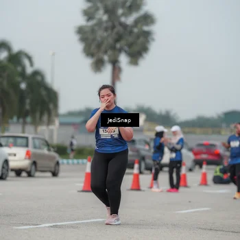 Runner Photo 7554545