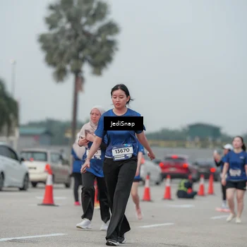 Runner Photo 7554554