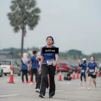 Runner Photo 7554557