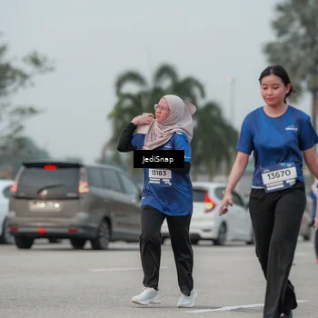 Runner Photo 7554563