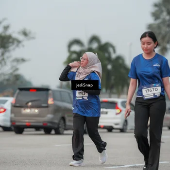 Runner Photo 7554565